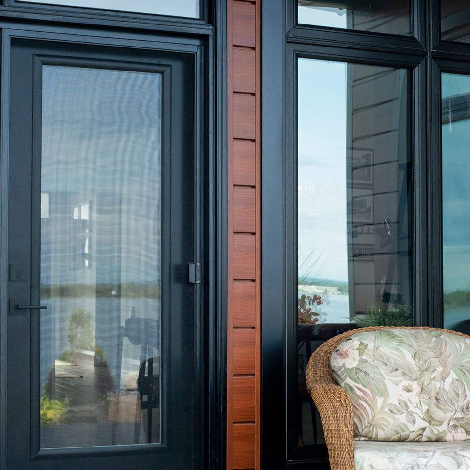 portrait-short-entry