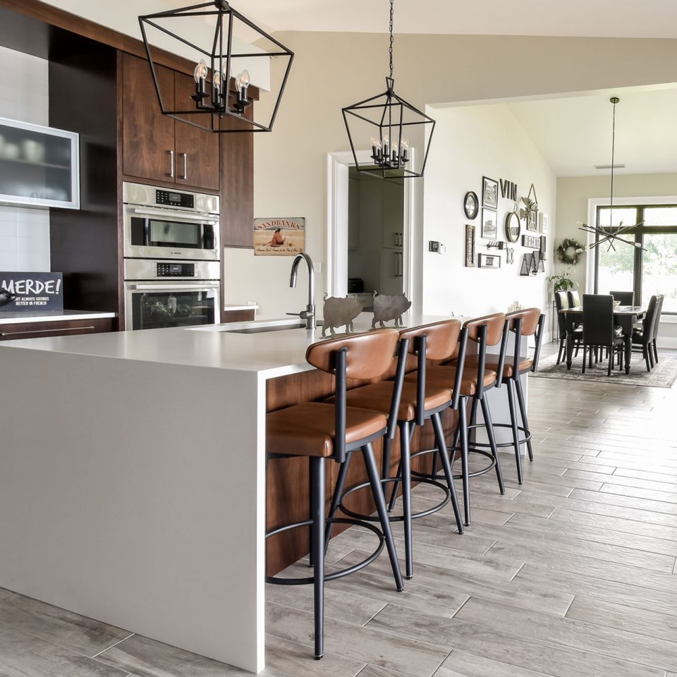 portrait-short-kitchen