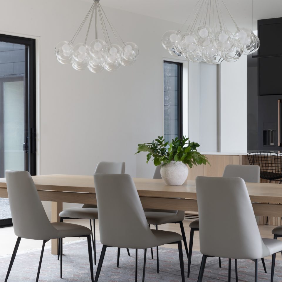 WoodedRetreat_VosjesArchitecture_BrookeStephenson_Final-11